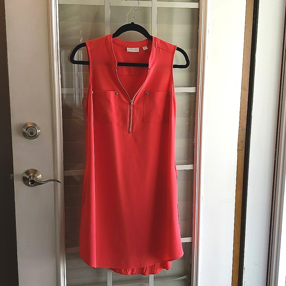 NY&Co Sleeveless Dress w/ POCKETS!